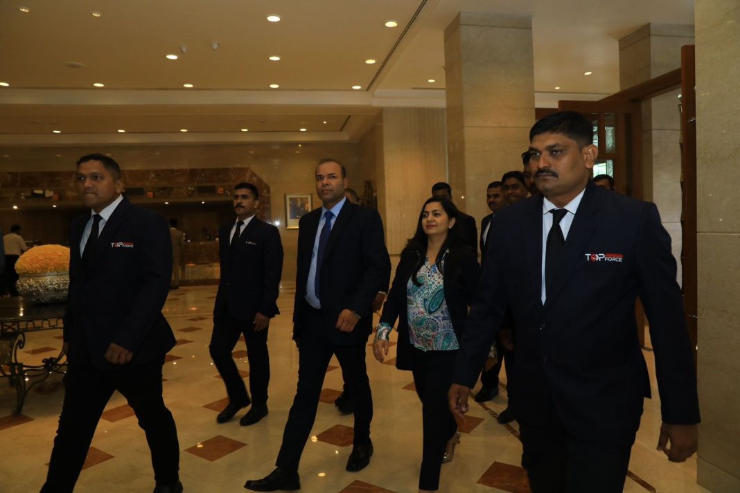 a8ba2270-315a-4b0b-8a5e-d6a5b56ca65c